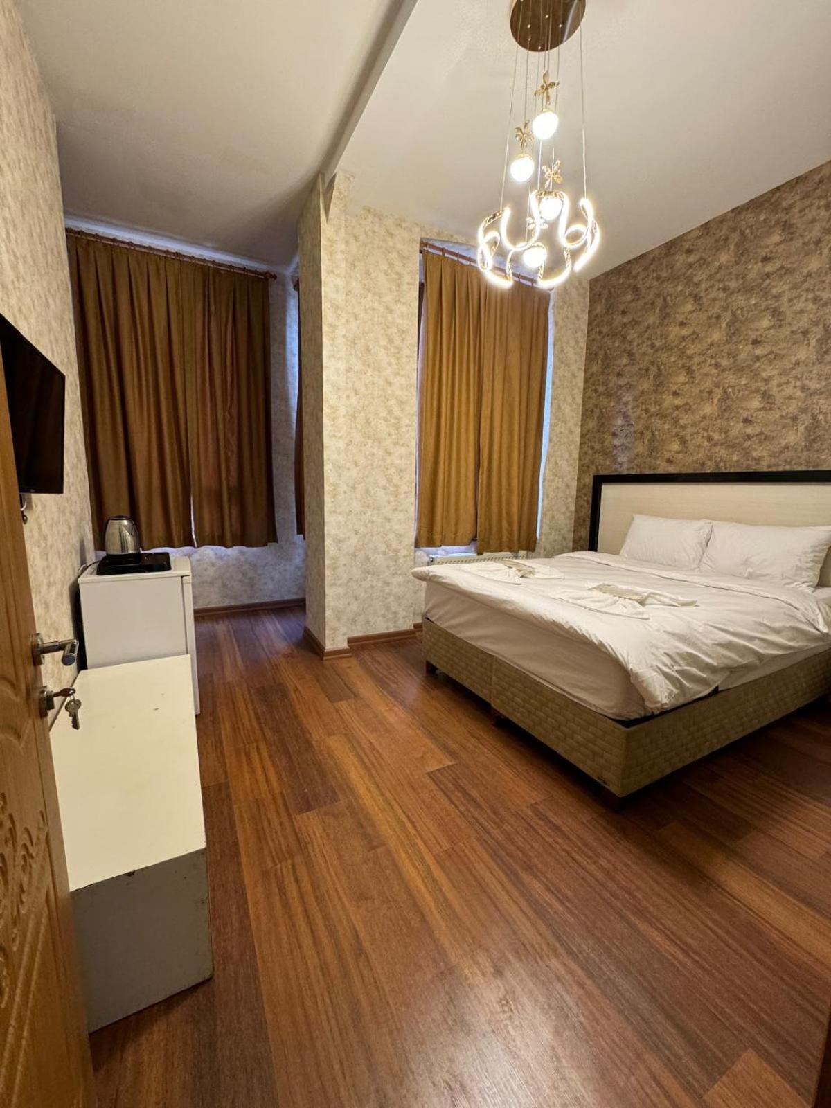 World Center Taksim Hotel Istanbul Bagian luar foto