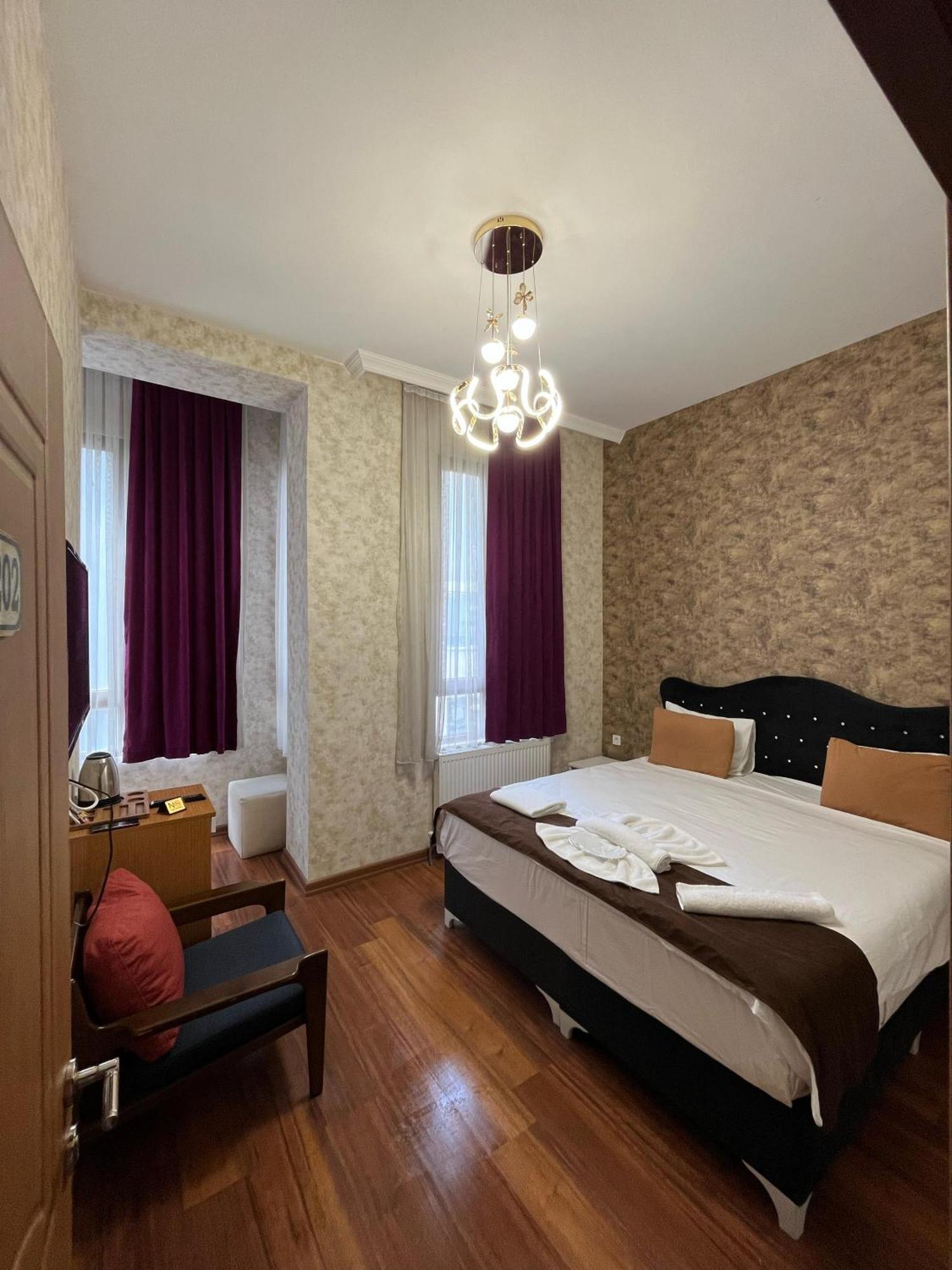 World Center Taksim Hotel Istanbul Bagian luar foto